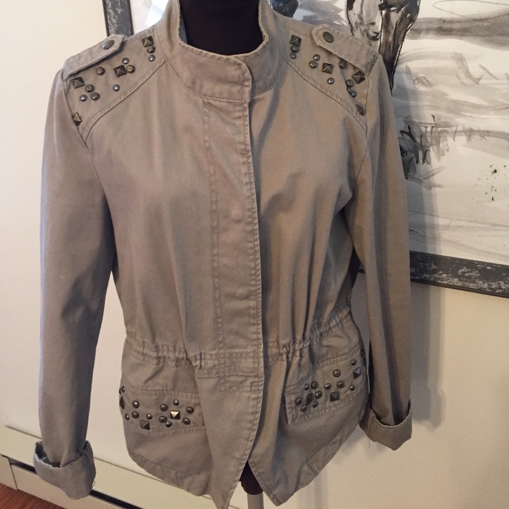 Light brown M jacket